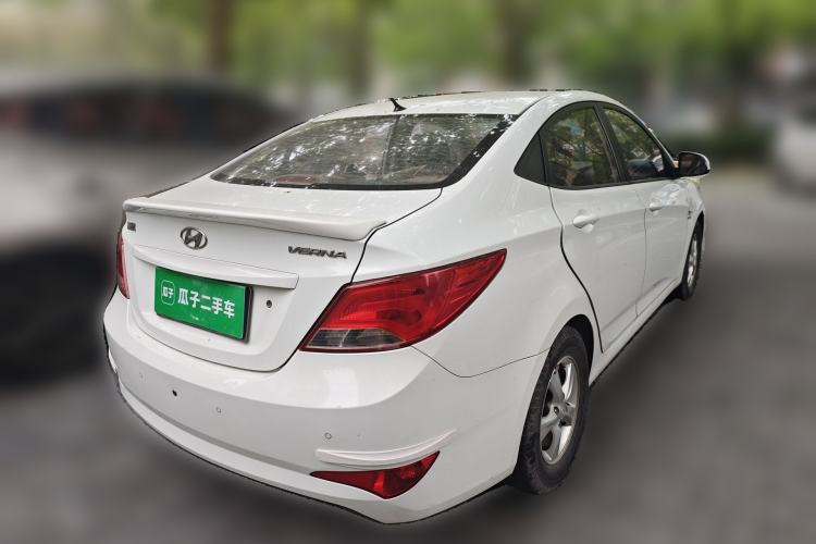 Used Hyundai Verna (older generation) 2014 1.4L Automatic Smart GLS Rear Right 45 Deg