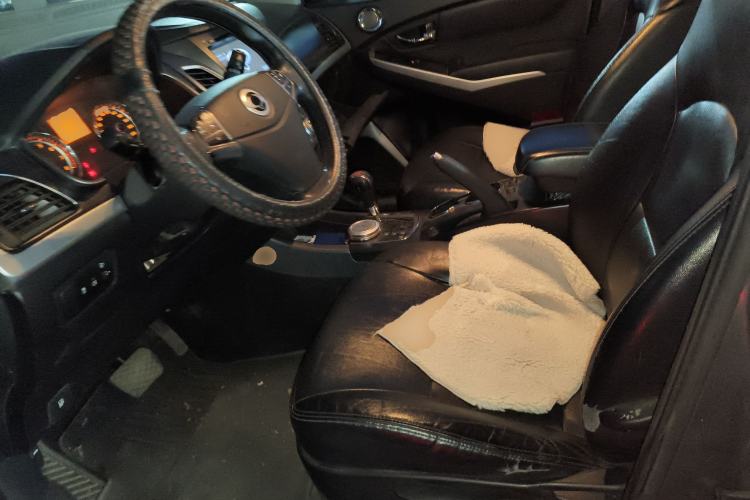 Used SsangYong Korando 2014 2.0L Gasoline Two-Wheel Drive Automatic Luxury Navigation Edition