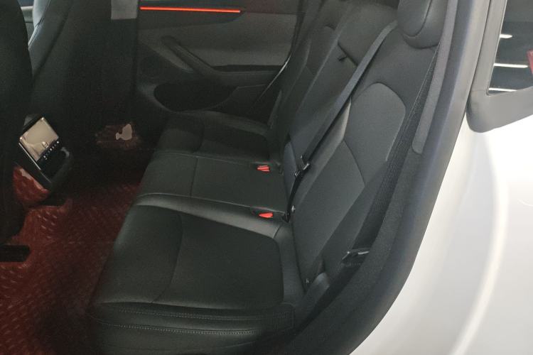 Used Tesla Model Y 2025 Rear-Wheel-Drive Version