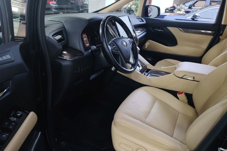 Used Toyota Vellfire 2020 Dual-Engine 2.5L HV Prestige Edition Driver Seat