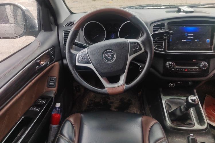 Used Foton Tunland 2019 2.0T E7 Manual Two-Wheel Drive Comfort Edition Mid-Range Long Bed 4F20TC2
