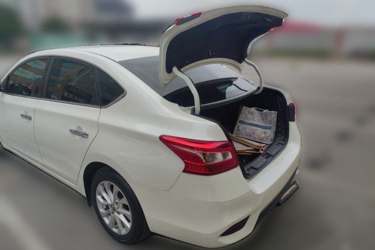 Used Nissan Sylphy 2022 Classic 1.6XL CVT Luxury Edition Trunk