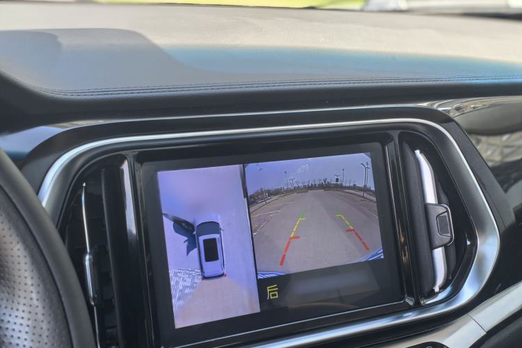 Used JETOUR X90 2019 1.6T DCT Smart Travel Version 7 Seats China VI Standard Interior 3