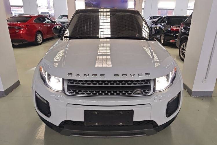 Used Land Rover Range Evoque 2018 240 PS SE Smart Brilliance Edition Front