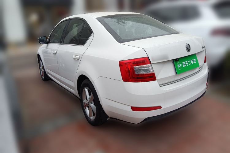 Used Skoda Octavia 2015 1.6L Automatic Yijun Edition
