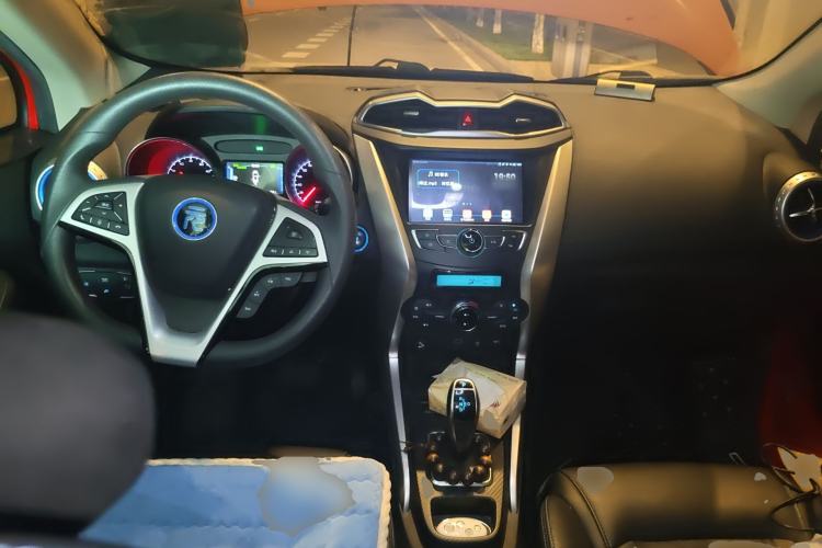 Used BYD Yuan New Energy 2018 EV360 Smart Connect Cool Edition
