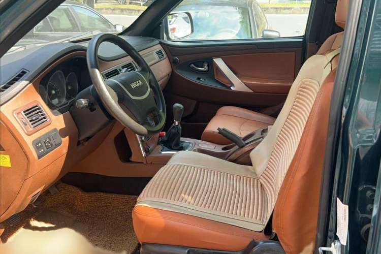 Used Higer Longwei 2015 2.8T Diesel Manual Two-Wheel Drive Big Double Classic Edition JE493