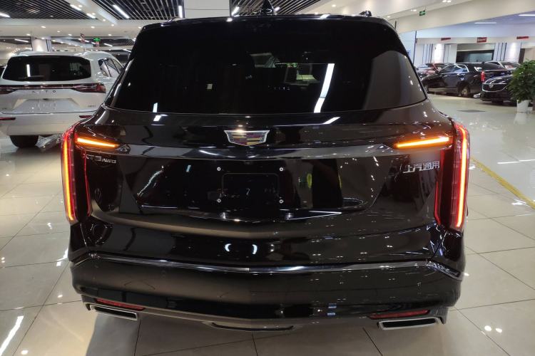 Used Cadillac XT5 2025 2.0T Platinum Edition
