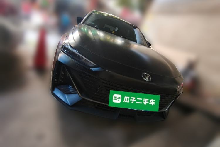 Used CHANGAN UNI-V 2022 1.5T Prestige Version Front