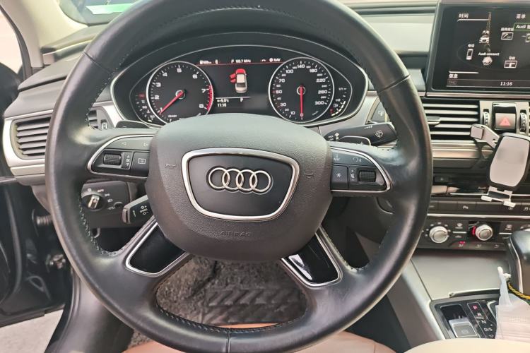 Used Audi A6L 2018 30th Anniversary Edition 35 TFSI Fashion Model
