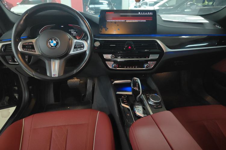 Used BMW 5 Series 2022 Second Facelift 525Li M Sport Package
