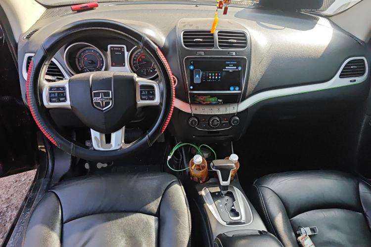 Used Dodge Journey 2013 3.6L Four-Wheel Drive Flagship Edition