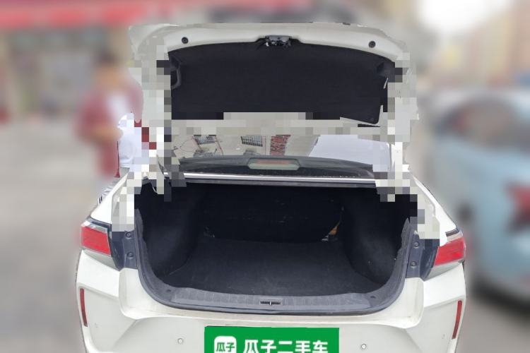 Used Venucia D60EV 2022 Standard Range Comfort Edition
