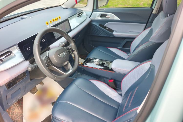 Used Geometry E Firefly 2022 401 km Linglong Tiger 5 Seats