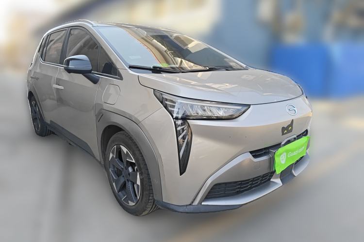 Used AION Y 2022 80 Ultra-Long Range Edition Front Right 45 Deg