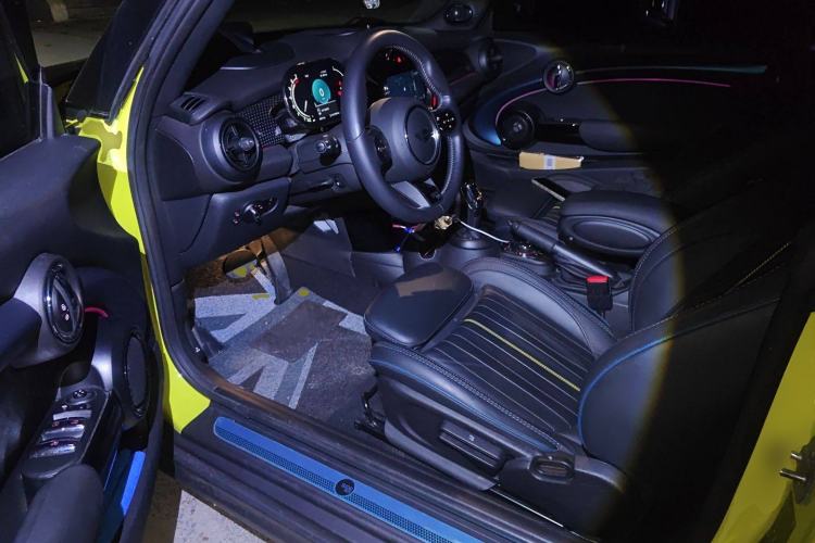 Used MINI MINI 2022 2.0T COOPER S CABRIO Sidewalk
