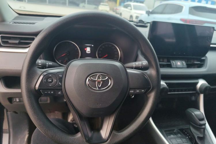 Used Toyota Wildlander 2023 2.0L CVT Two-Wheel Drive Leading Edition