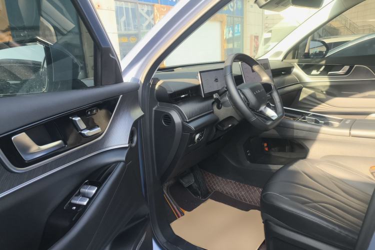 Used Chery Fengyun T9 2024 120 Long-Range Flagship Version 7 Seats Ternary Lithium
