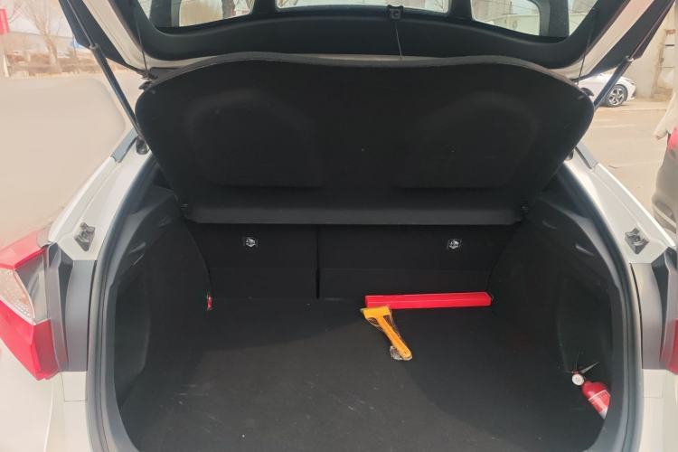 Used Toyota IZOA 2020 2.0L Enjoy Edition Trunk