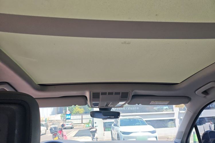 Used Volkswagen Touareg  Headliner
