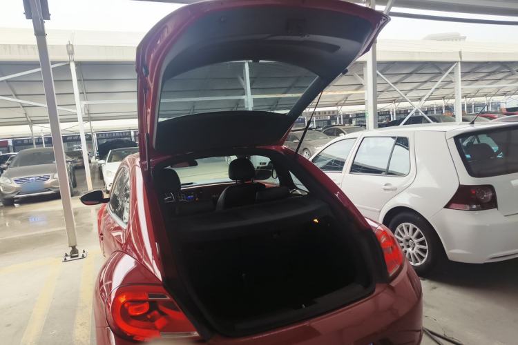 Used Volkswagen Beetle 2014 1.2TSI Fashion Edition Trunk