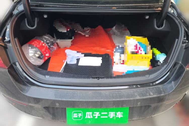 Used Hongqi H5 2018 30TD Dynamic Edition Trunk