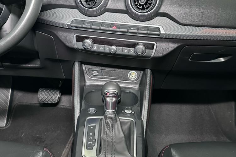 Used Audi Q2L 2020 35 TFSI Fashion Dynamic Model
