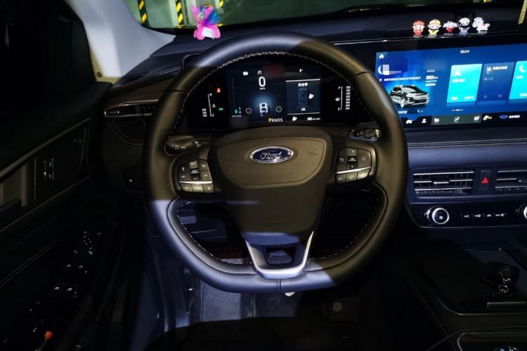 Used Ford Edge 2021 Facelifted PLUS EcoBoost 245 Two-Wheel Drive XLT 7-Seater
