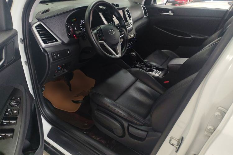 Used Hyundai Tucson 2015 1.6T Dual-Clutch Two-Wheel-Drive Smart Model