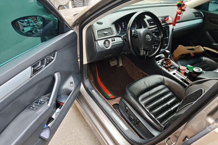 Used Volkswagen Passat 2013 1.8TSI DSG Prestige Edition Driver Seat