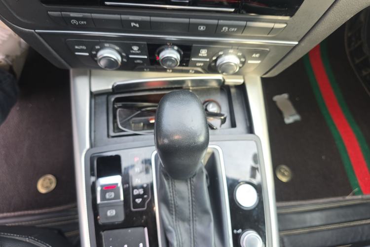 Used Audi A6L 2018 30th Anniversary Edition 35 TFSI Fashion Model
