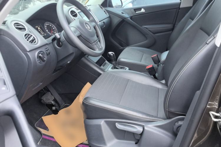 Used Volkswagen Tiguan 2016 280TSI Automatic Two-Wheel-Drive Silk Road Style Edition Left Front Seat