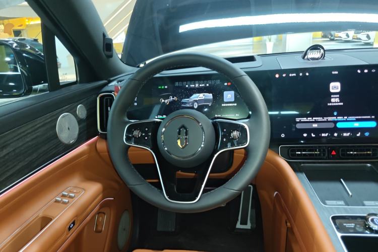 Used Hima AITO M9 2025 Extended-Range Ultra Version 52 kWh 6-Seater Steering Wheel