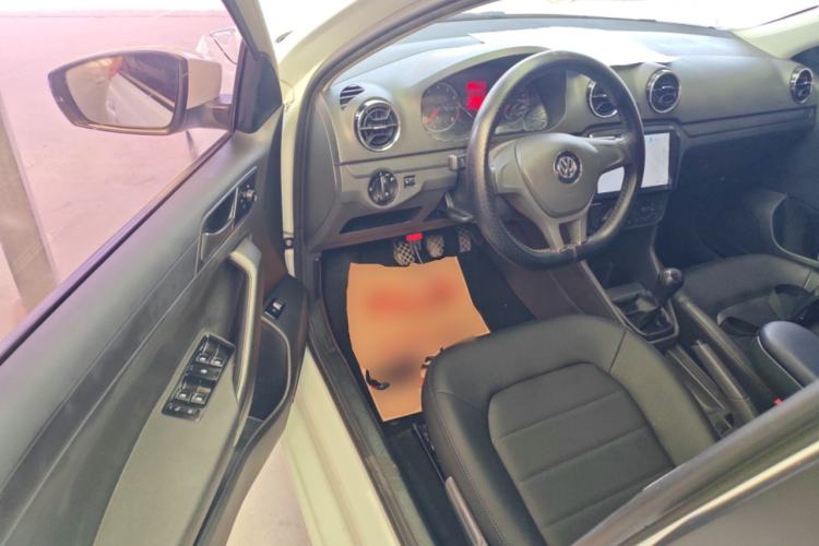 Used Volkswagen Jetta 2019 Dream Edition 1.5L Manual Fashion Version
