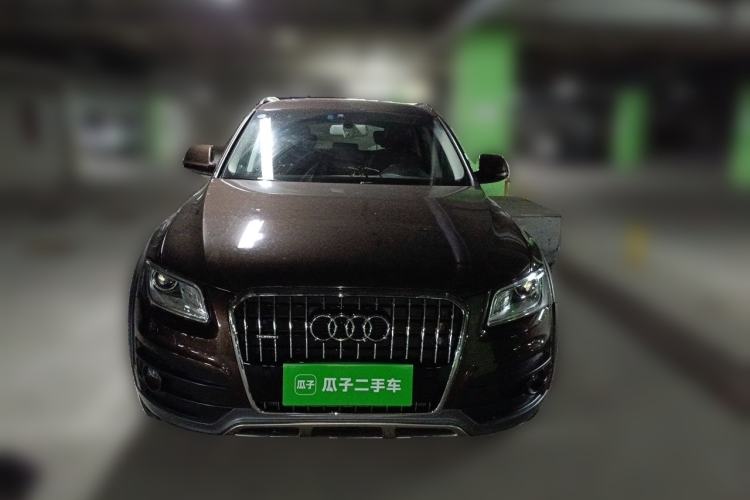 Used Audi Q5 2018 Collector's Edition 40 TFSI Technology Model