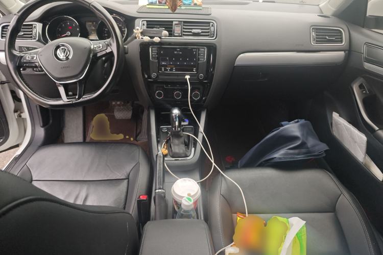 Used Volkswagen Sagitar 2018 1.6L Automatic Comfort Model
