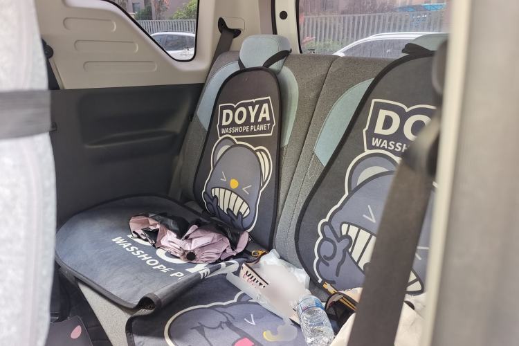 Used Geely Galaxy Panda 2023 Panda Mini 200km Endurance Bear Left Rear Seat