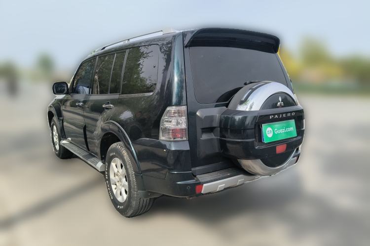 Used Mitsubishi Pajero 2011 3.0L Elite Edition Rear Left 45 Deg