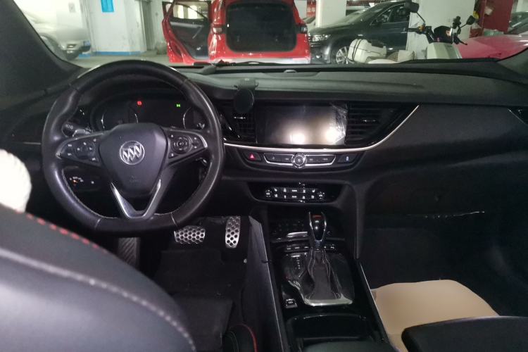 Used Buick Regal 2017 GS 28T Prestige Model