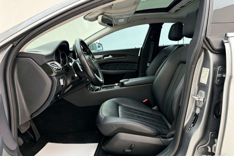 Used Mercedes-Benz CLS 2015 CLS 260 Interior 4