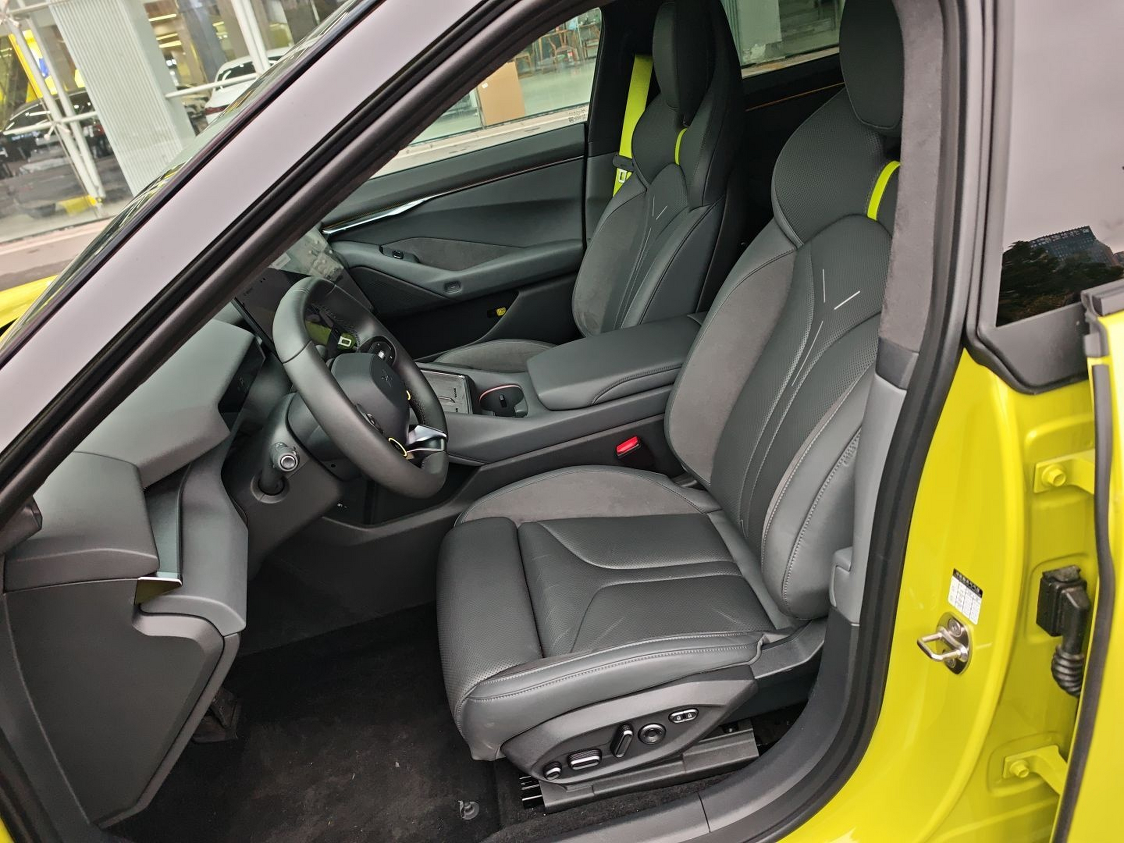 Avant de la voiture