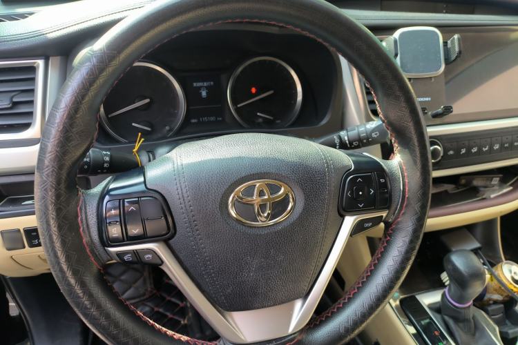 Used Toyota Highlander 2015 2.0T Four-Wheel Drive Elite Edition 7-Seater
