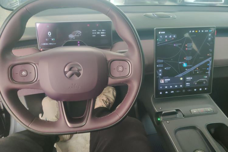 Used Nio ET5T 2023 75 kWh Touring Interior 2