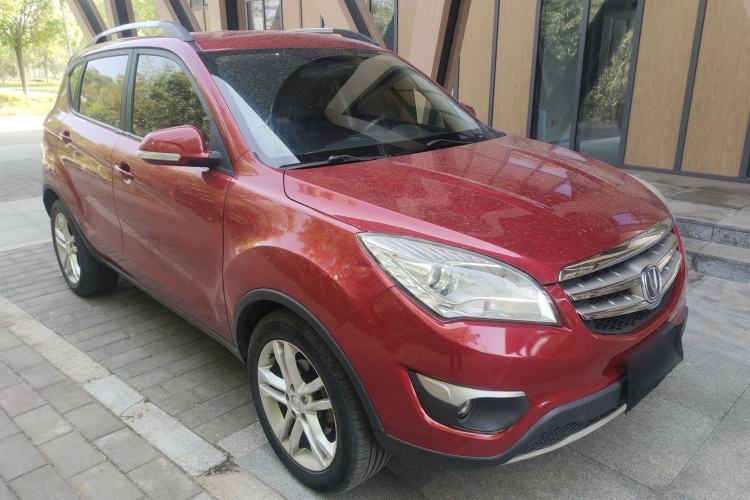 Used CHANGAN CS35 2014 1.6L Manual Luxury Model China IV Standard Front Right 45 Deg