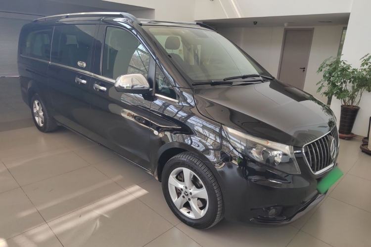Used Mercedes-Benz Vito 2018 2.0T Elite Version 7 Seats China VI Emission Standard
