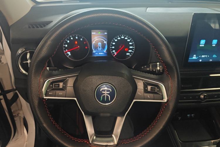 Used BYD Song 2020 Classic Edition 1.5T Automatic Elite Model Steering Wheel