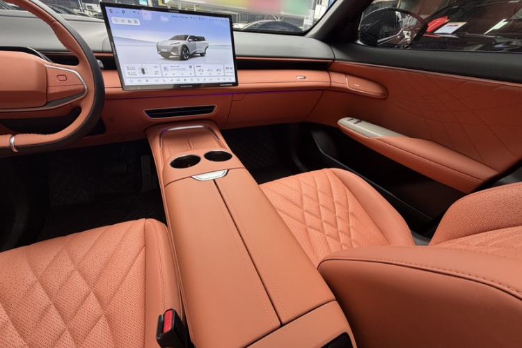 Used Deepal S07 2023 200Max Range-Extended Version Interior 6