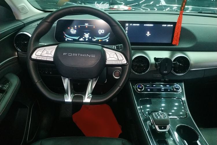 Used FORTHING T5 2022 Shengshi Version 1.5T Automatic - Yuanmeng Edition 5 Seats