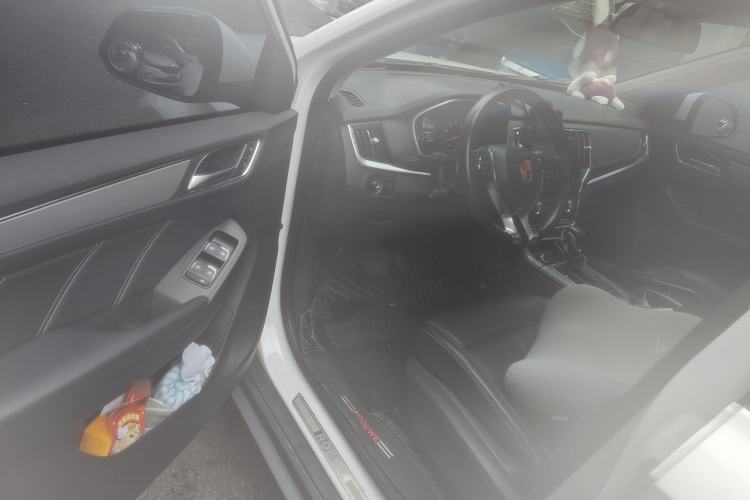 Used Roewe RX5 2016 20T Two-Wheel Drive Automatic Flagship Edition
