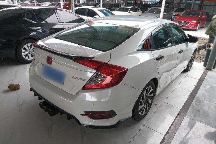 Used Honda Civic 2016 220TURBO CVT Luxury Edition Rear Right 45 Deg